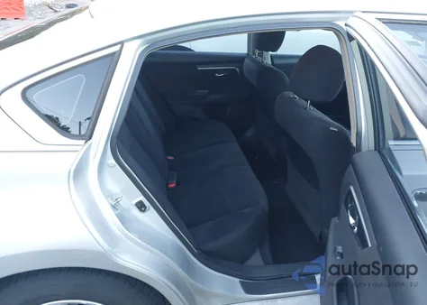 2013 Nissan Altima 2.5 S z USA, uszkodzony, nr VIN 1N4AL3AP1DC212294